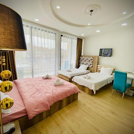 Hotel Perla Prizren Esterno foto