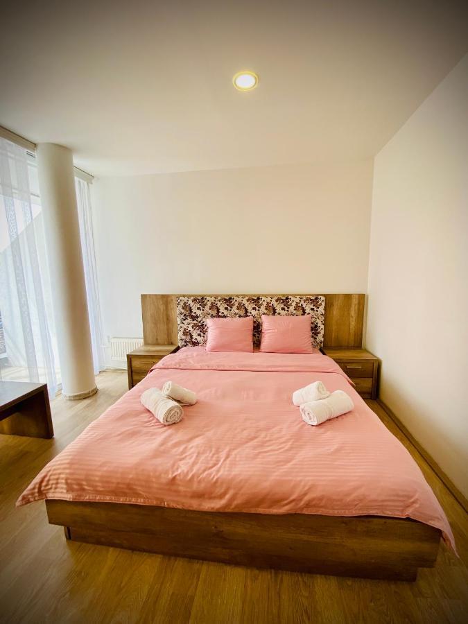 Hotel Perla Prizren Esterno foto